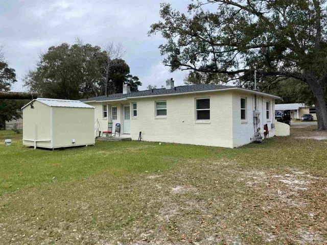 $1,350 | 104 Ellis Drive, Unit B, Pensacola, FL 32507