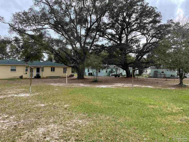 $1,350 | 104 Ellis Drive, Unit B, Pensacola, FL 32507