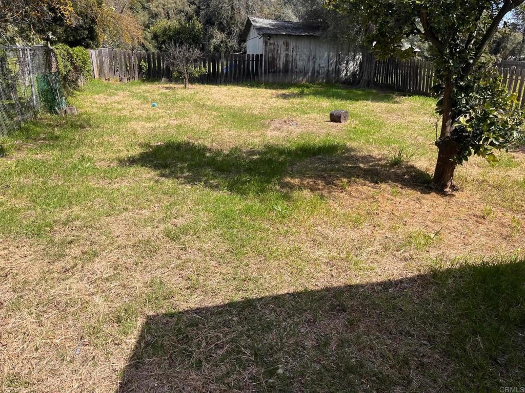 2005-07 Camino Rainbow Fallbrook, CA 92028 - Photo 56 of 65 a view of a yard with a tree