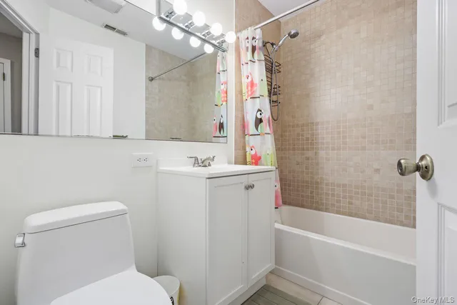 $425,000 | 202 Great Lawn Court, Brewster, NY 10509