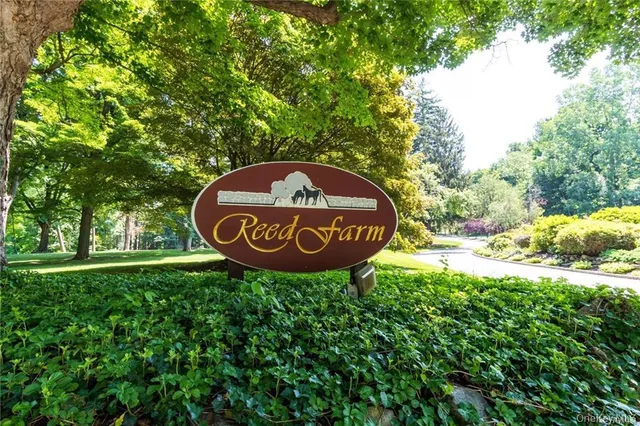 $425,000 | 202 Great Lawn Court, Brewster, NY 10509