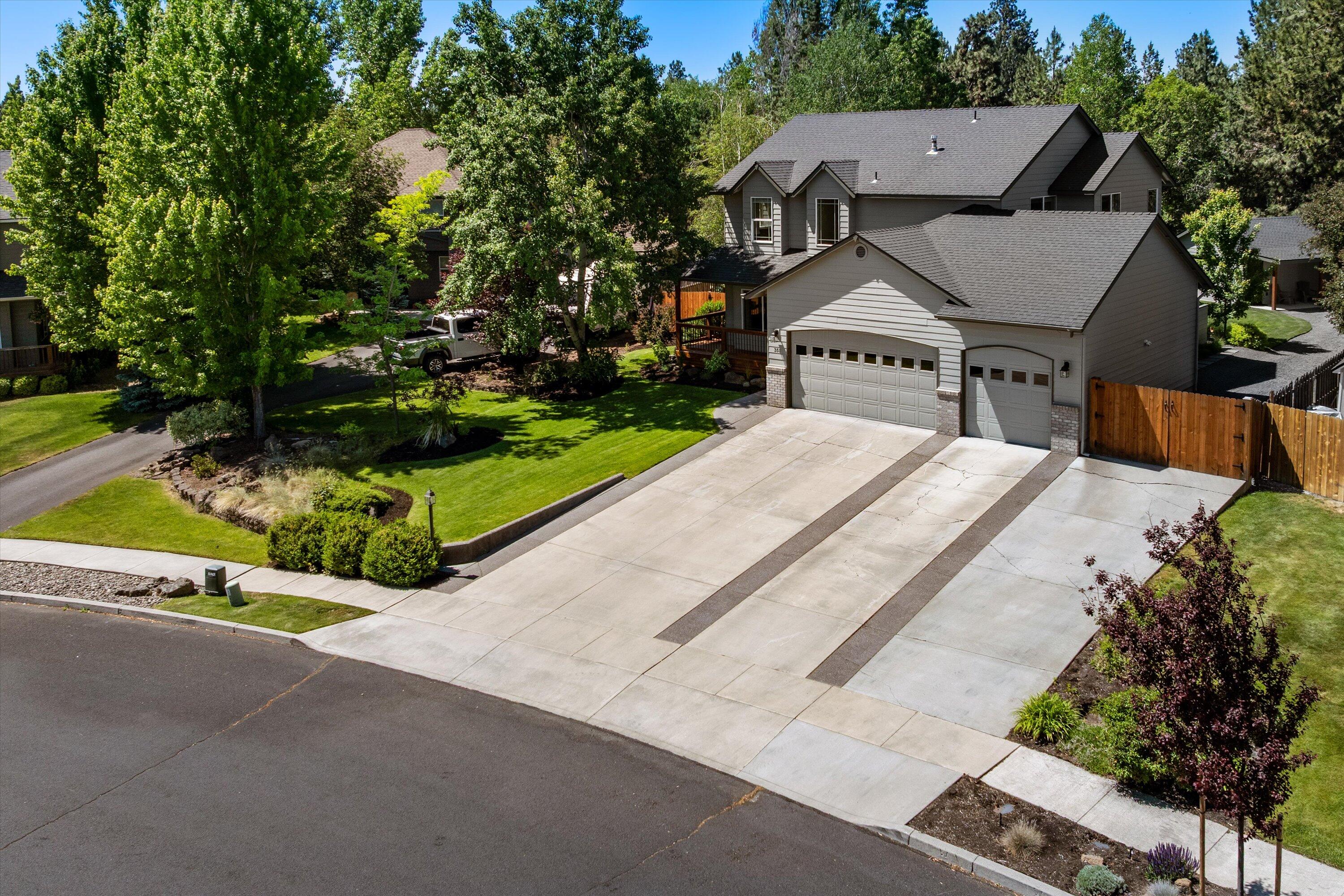 351 Southeast Soft Tail Loop Bend, OR 97702 - Photo 56 of 64 56-20250609 JILL ROSELL_-56