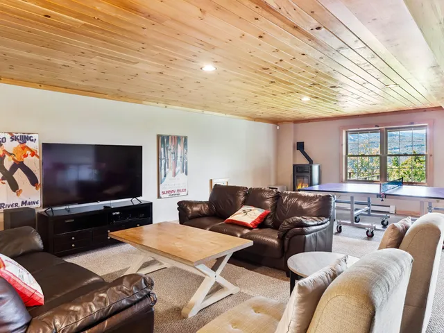 $1,200,000 | 75 Vail Drive, Newry, ME 04261