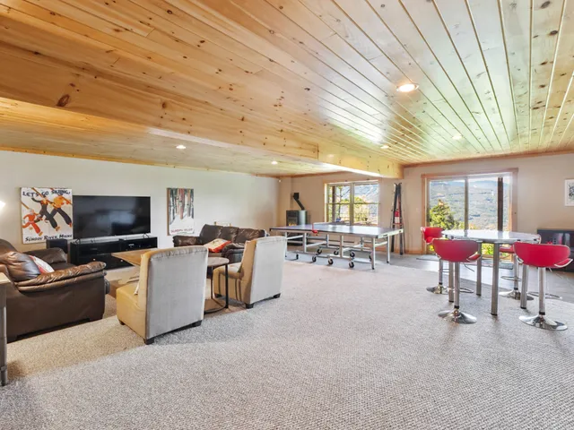 $1,200,000 | 75 Vail Drive, Newry, ME 04261