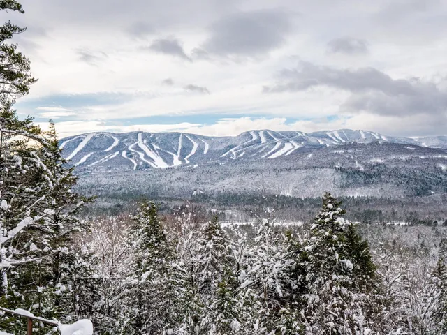 $1,200,000 | 75 Vail Drive, Newry, ME 04261