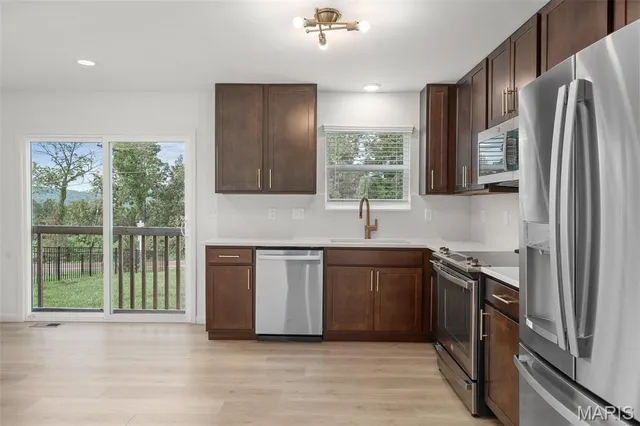 $309,741 | 47 Town Ctr Court, Foristell, MO 63348