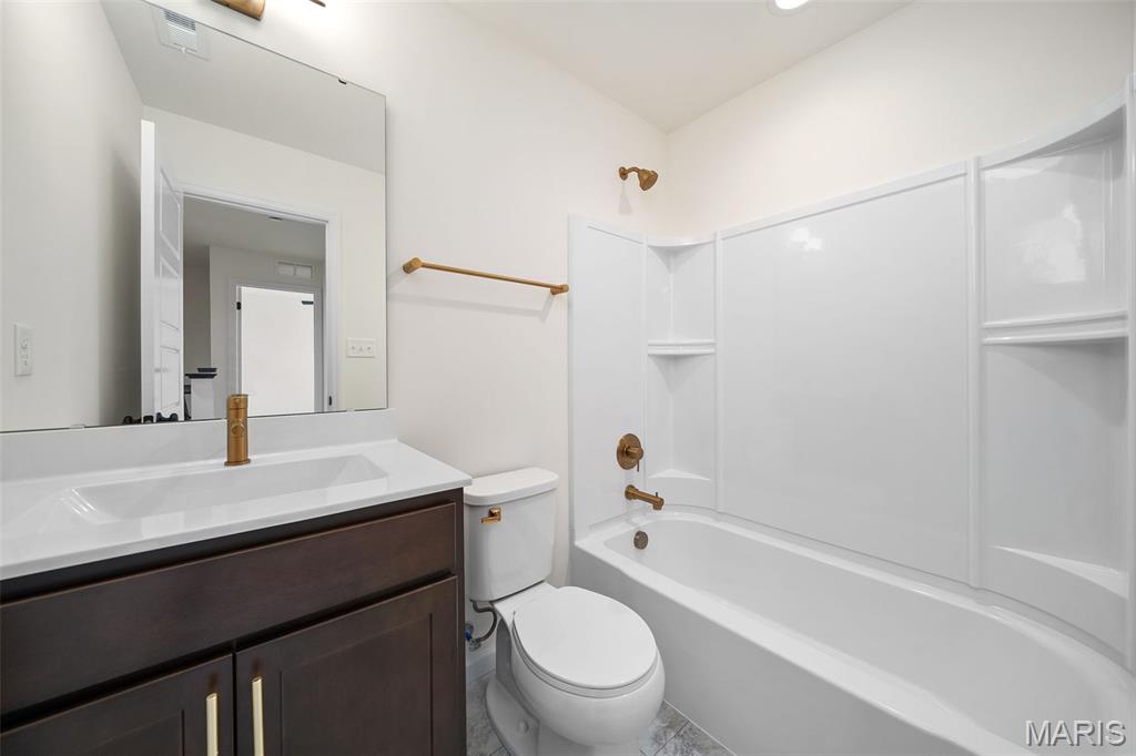 47 Town Ctr Court Foristell, MO 63348 - Photo 7 of 26