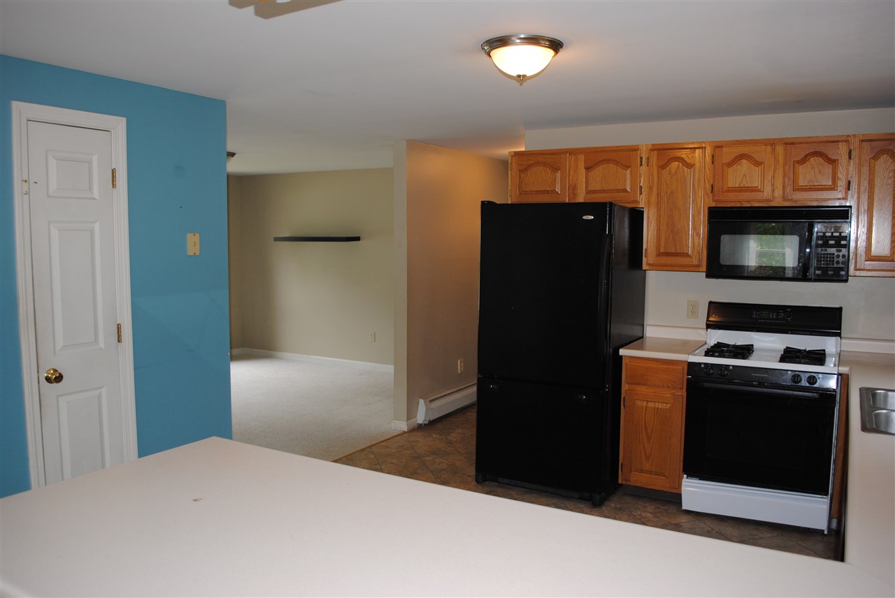 37 Cinnamon Ridge Road Somersworth, NH 03878 - Photo 9 of 19 Gallery Image 9