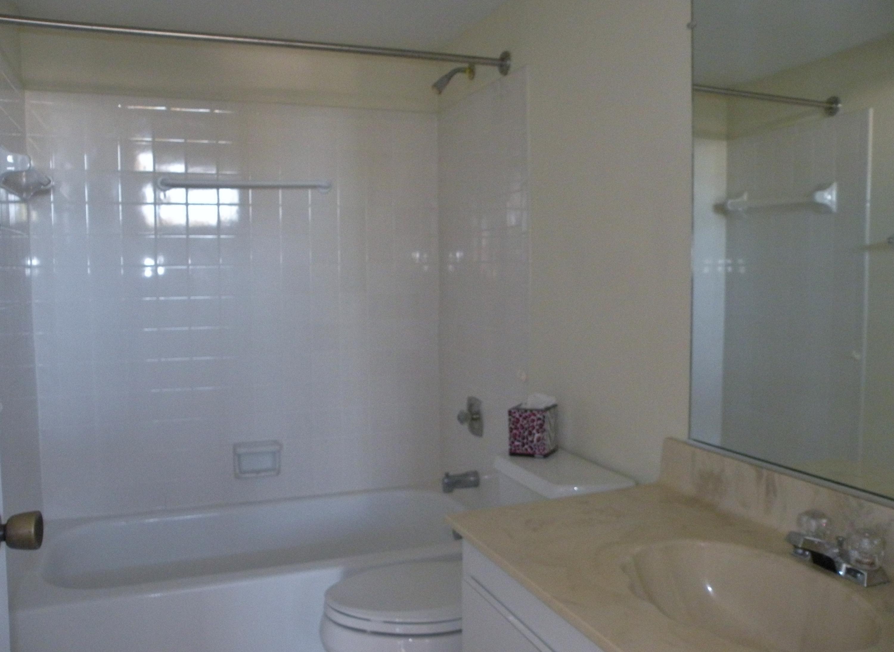 1950 Southwest Palm City Road, Unit 6303 Stuart, FL 34994 - Photo 14 of 16 Guest Bath W/ Tub/Shower
