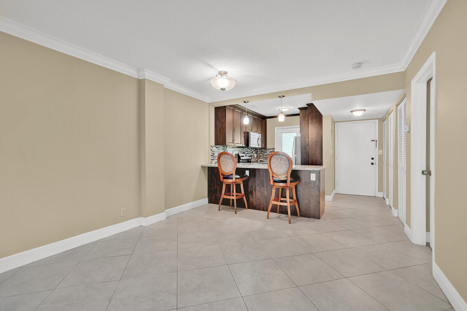 5501 Northwest 2nd Avenue, Unit 111 Boca Raton, FL 33487 - Photo 9 of 23 11_Image_12_mls