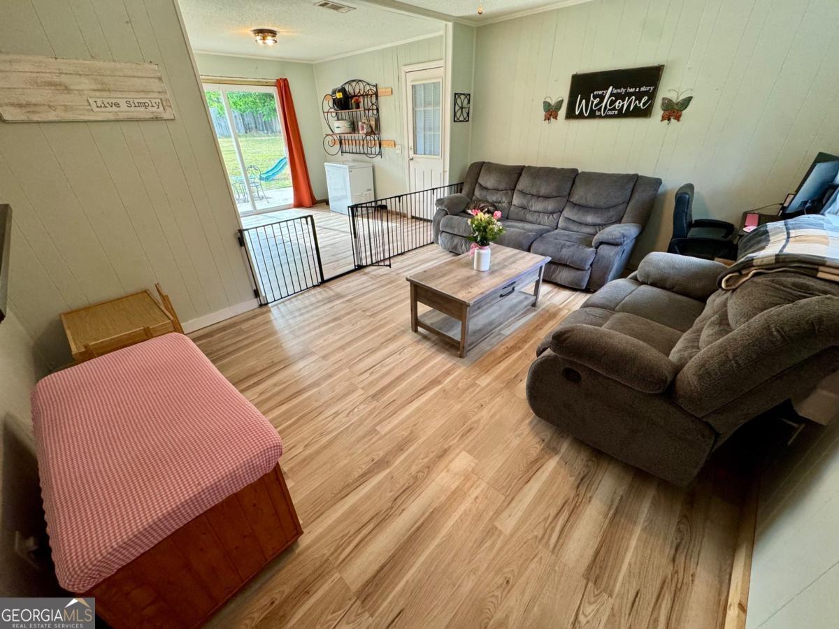 109 Hemlock Street Fitzgerald, GA 31750 - Photo 2 of 12