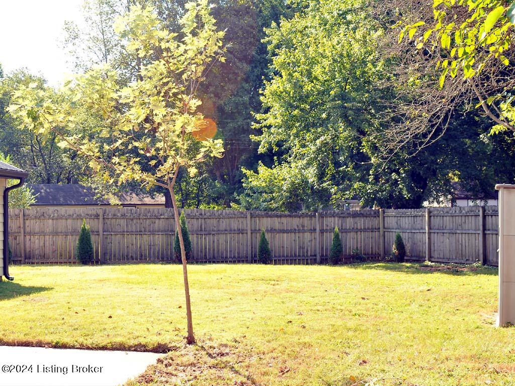 4701 Palma Road Louisville, KY 40272 - Photo 36 of 37 26