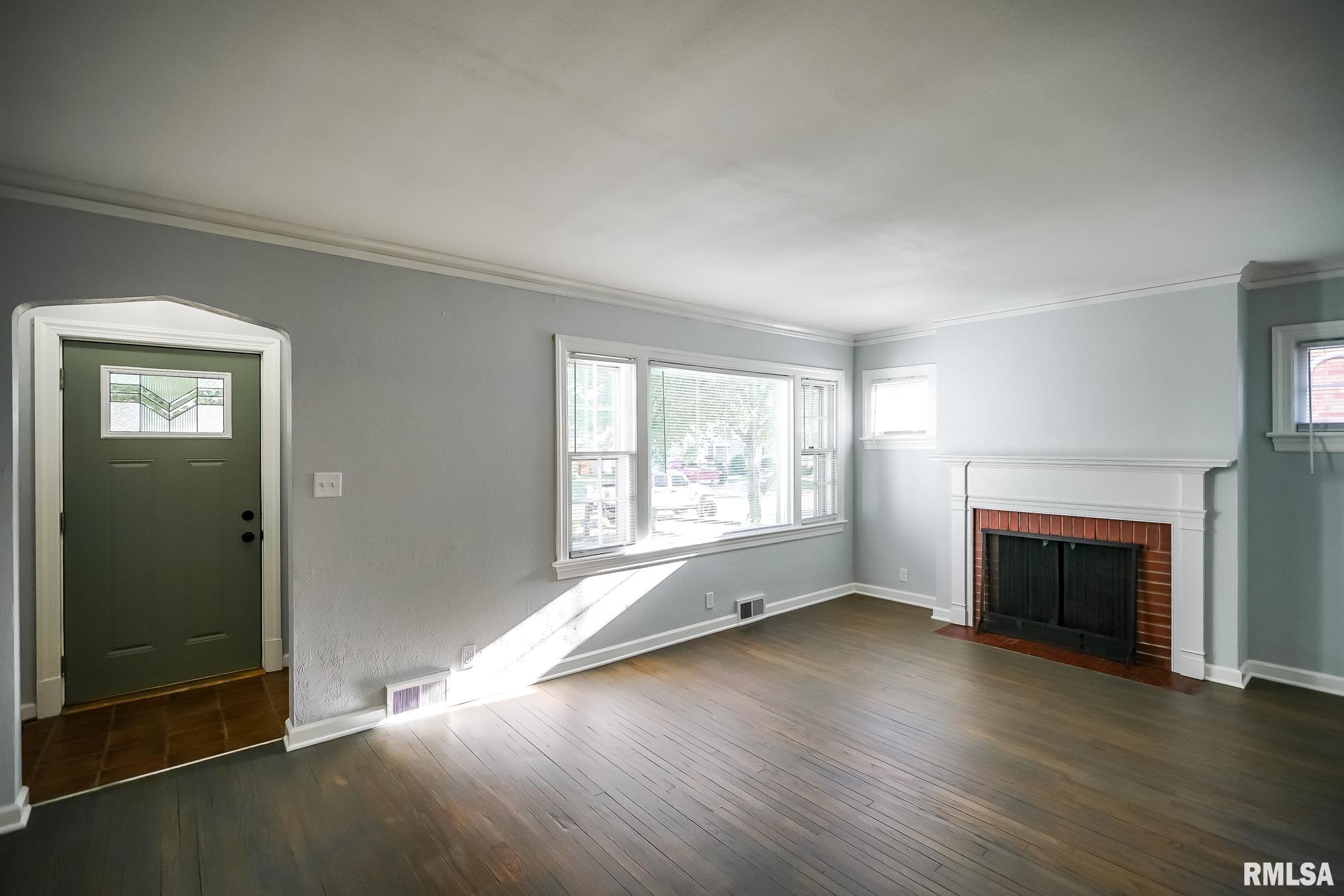 1101 West Ridge Road Peoria, IL 61614 - Photo 12 of 99 Gallery Image 12