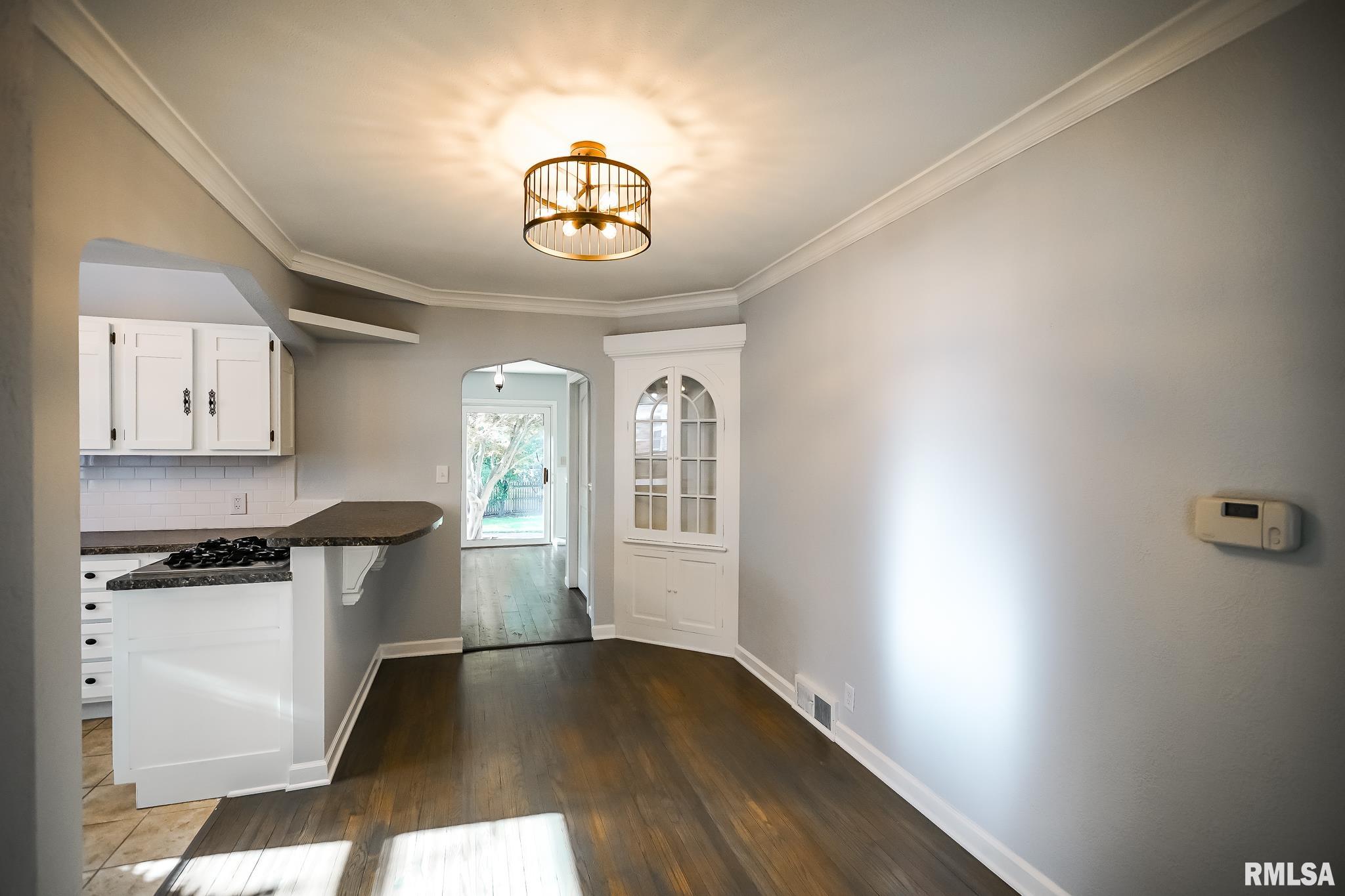 1101 West Ridge Road Peoria, IL 61614 - Photo 18 of 99 Gallery Image 18