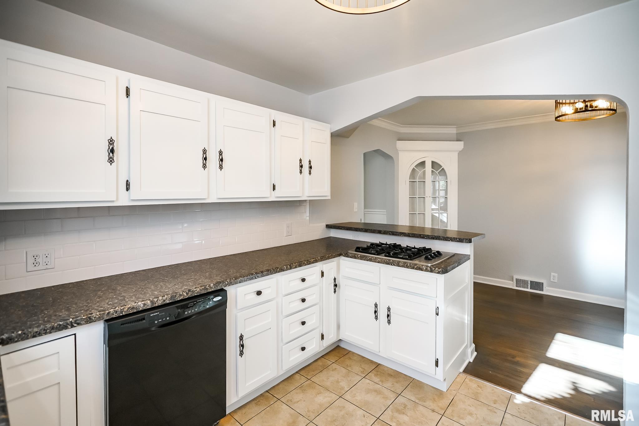 1101 West Ridge Road Peoria, IL 61614 - Photo 29 of 99 Gallery Image 29