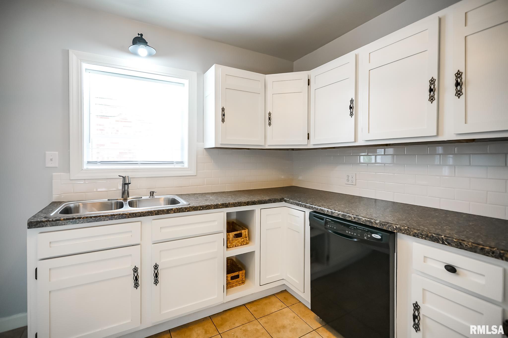 1101 West Ridge Road Peoria, IL 61614 - Photo 32 of 99 Gallery Image 32