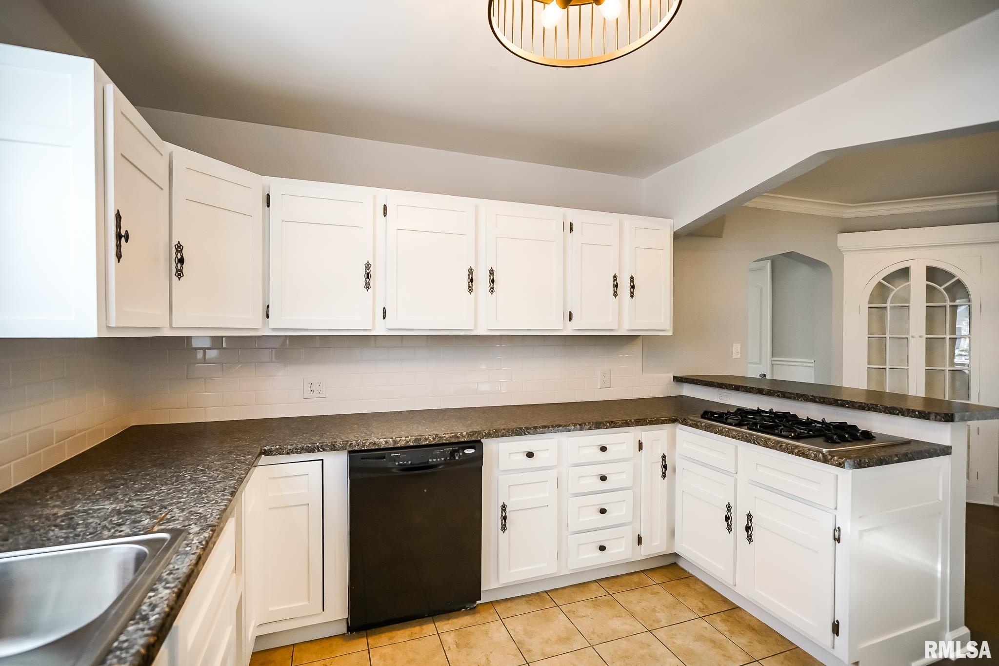 1101 West Ridge Road Peoria, IL 61614 - Photo 34 of 99 Gallery Image 34