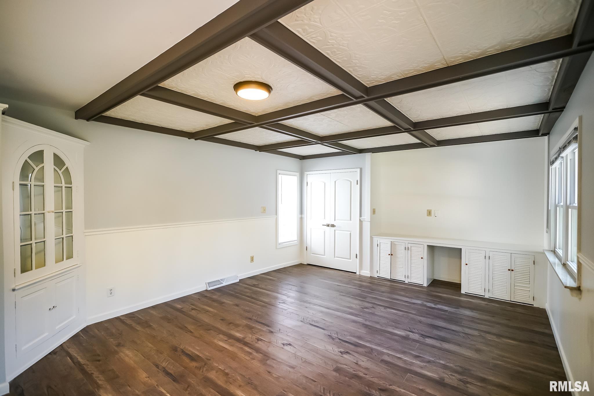 1101 West Ridge Road Peoria, IL 61614 - Photo 38 of 99 Gallery Image 38