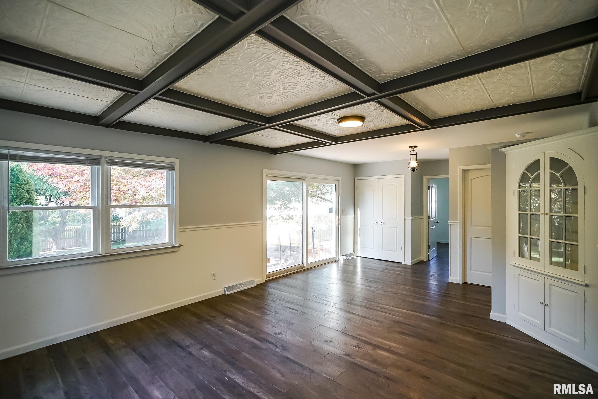1101 West Ridge Road Peoria, IL 61614 - Photo 40 of 99 Gallery Image 40