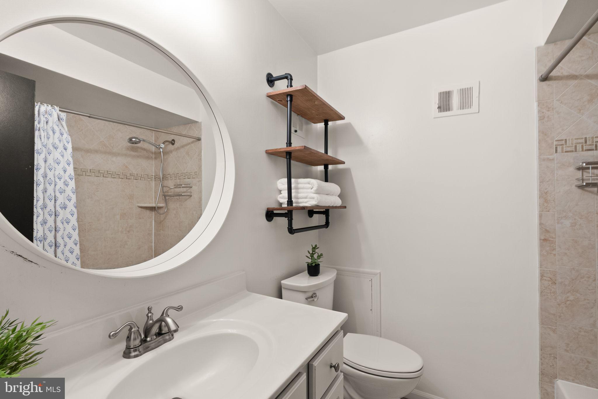 8331 Wickham Road Springfield, VA 22152 - Photo 43 of 69 Gallery Image 43
