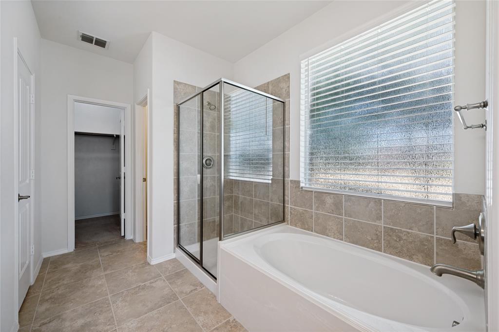 13216 Ragged Spur Court Fort Worth, TX 76052 - Photo 33 of 37