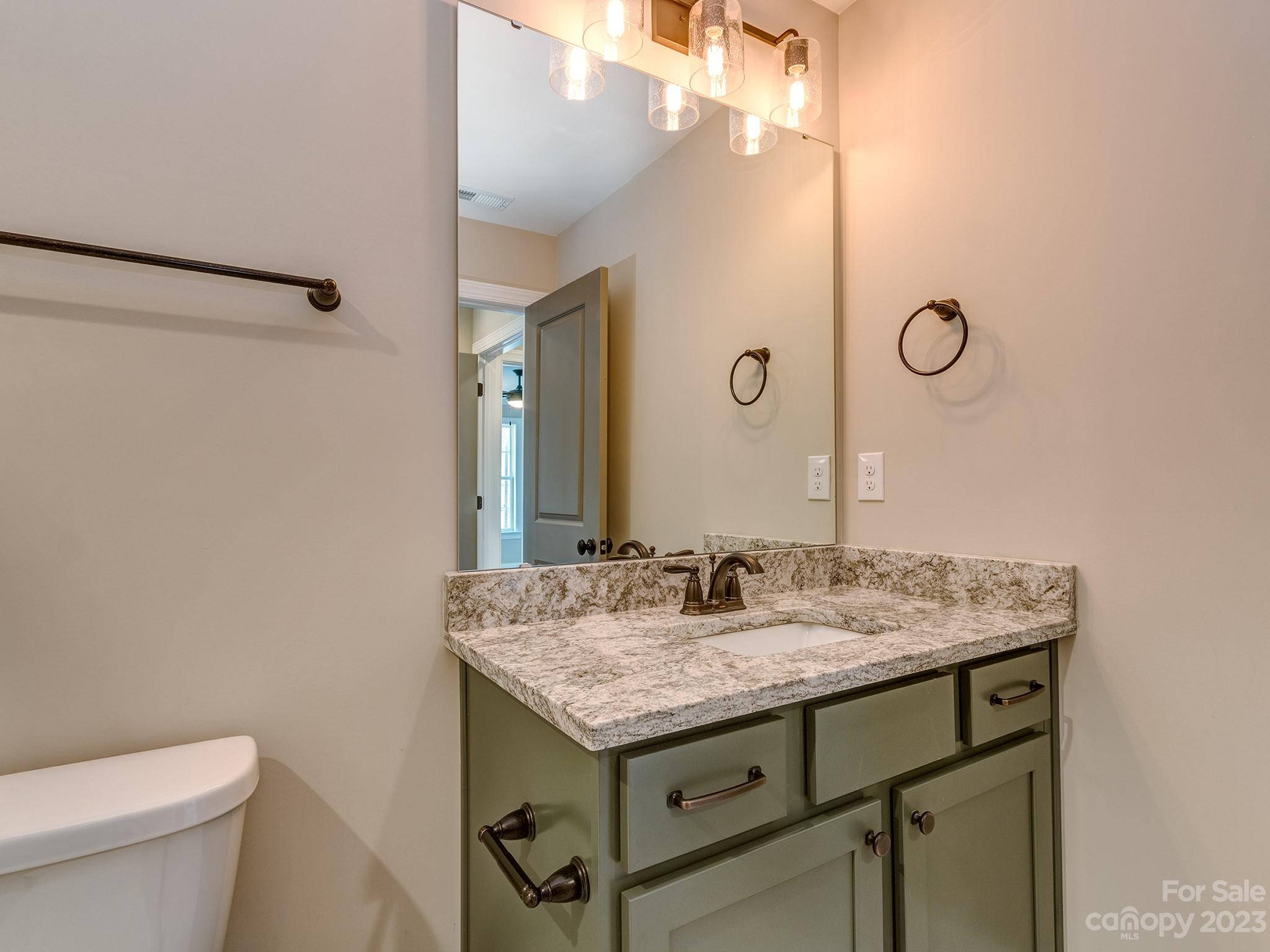 16842 Harbor View Road Charlotte, NC 28278 - Photo 22 of 29 Gallery Image 22