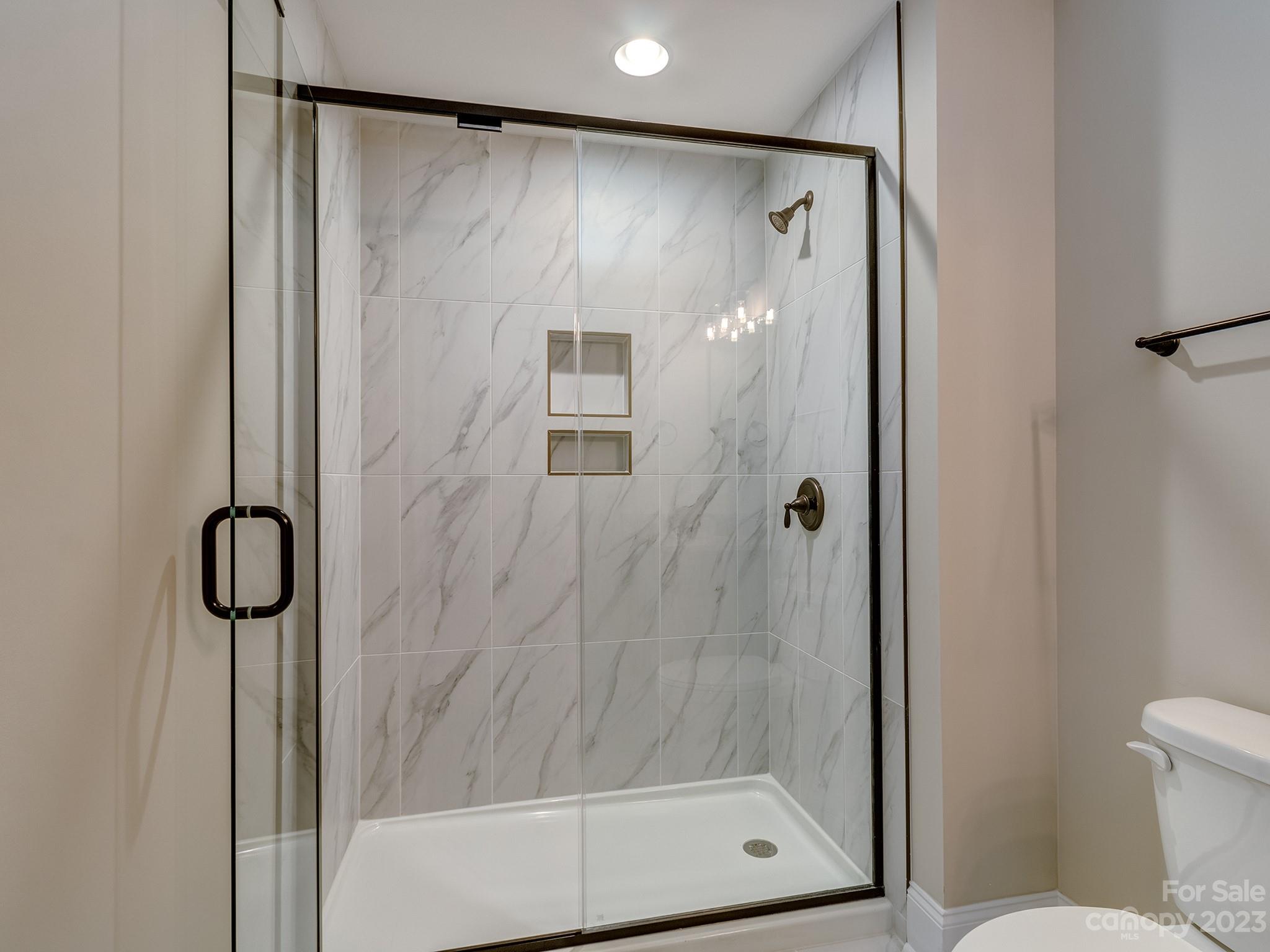 16842 Harbor View Road Charlotte, NC 28278 - Photo 23 of 29 Gallery Image 23