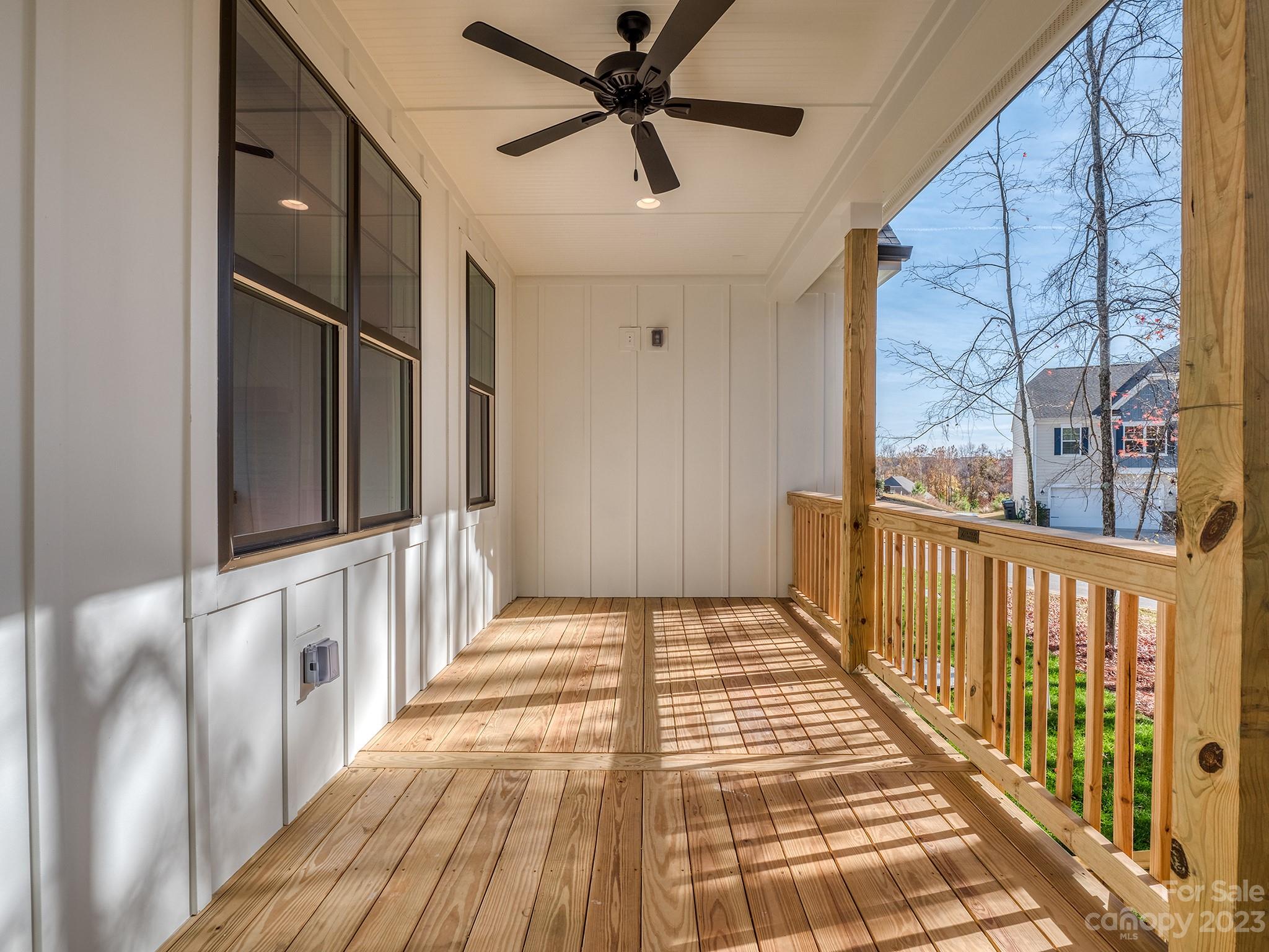 16842 Harbor View Road Charlotte, NC 28278 - Photo 26 of 29 Gallery Image 26