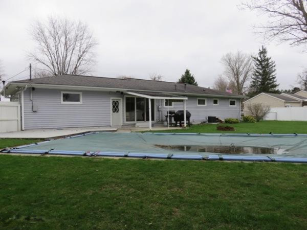 660 North Union City Road Coldwater, MI 49036 - Photo 2 of 25 IMG_9689