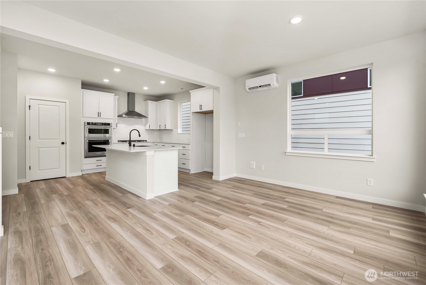 4267 Aberdeen Way Northeast Renton, WA 98056 - Photo 12 of 39 Gallery Image 12