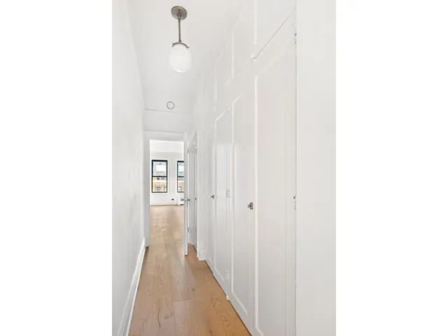 $1,730,000 | 340 West 86th Street, Unit 11C | Upper West Side