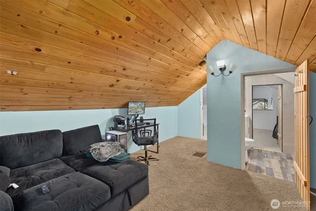 $350,000 | 610 Barnhart Street, Raymond, WA 98577