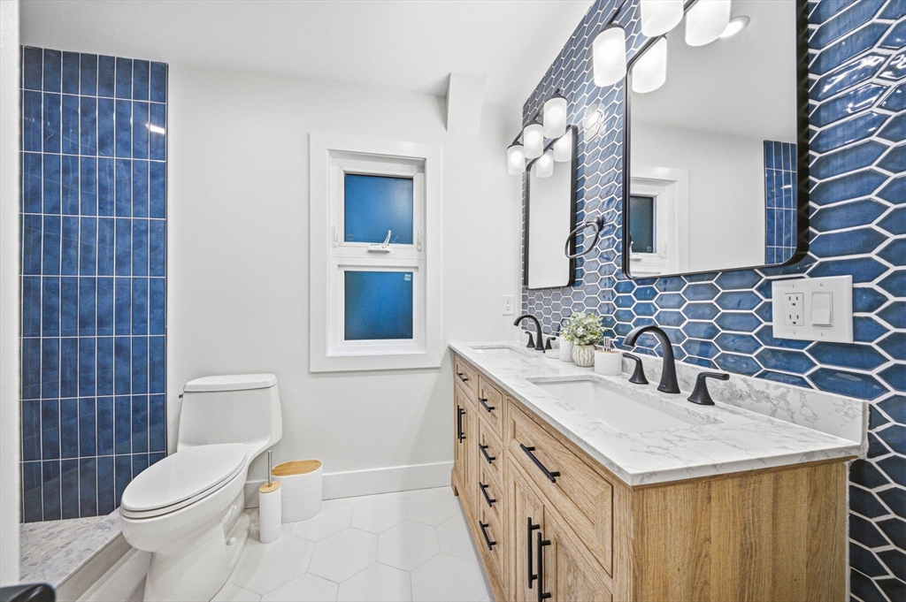 52 Rangeley Road, Unit 52 Newton, MA 02465 - Photo 22 of 41