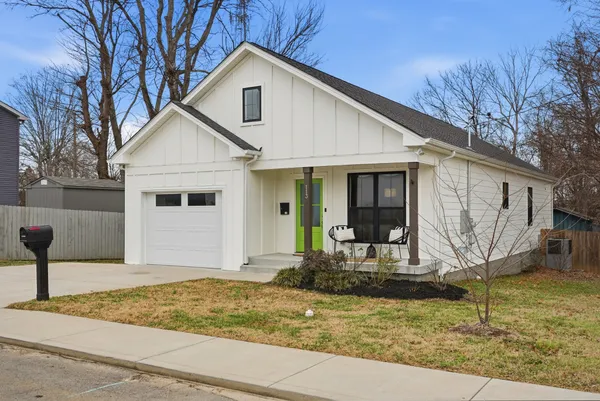 $307,000 | 113 11th Avenue West, Springfield, TN 37172