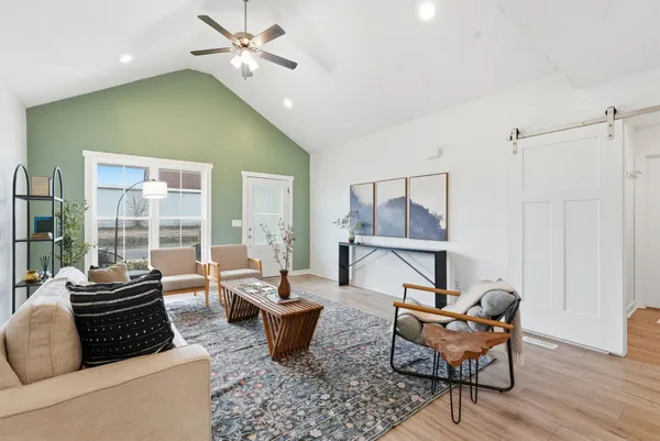 $307,000 | 113 11th Avenue West, Springfield, TN 37172