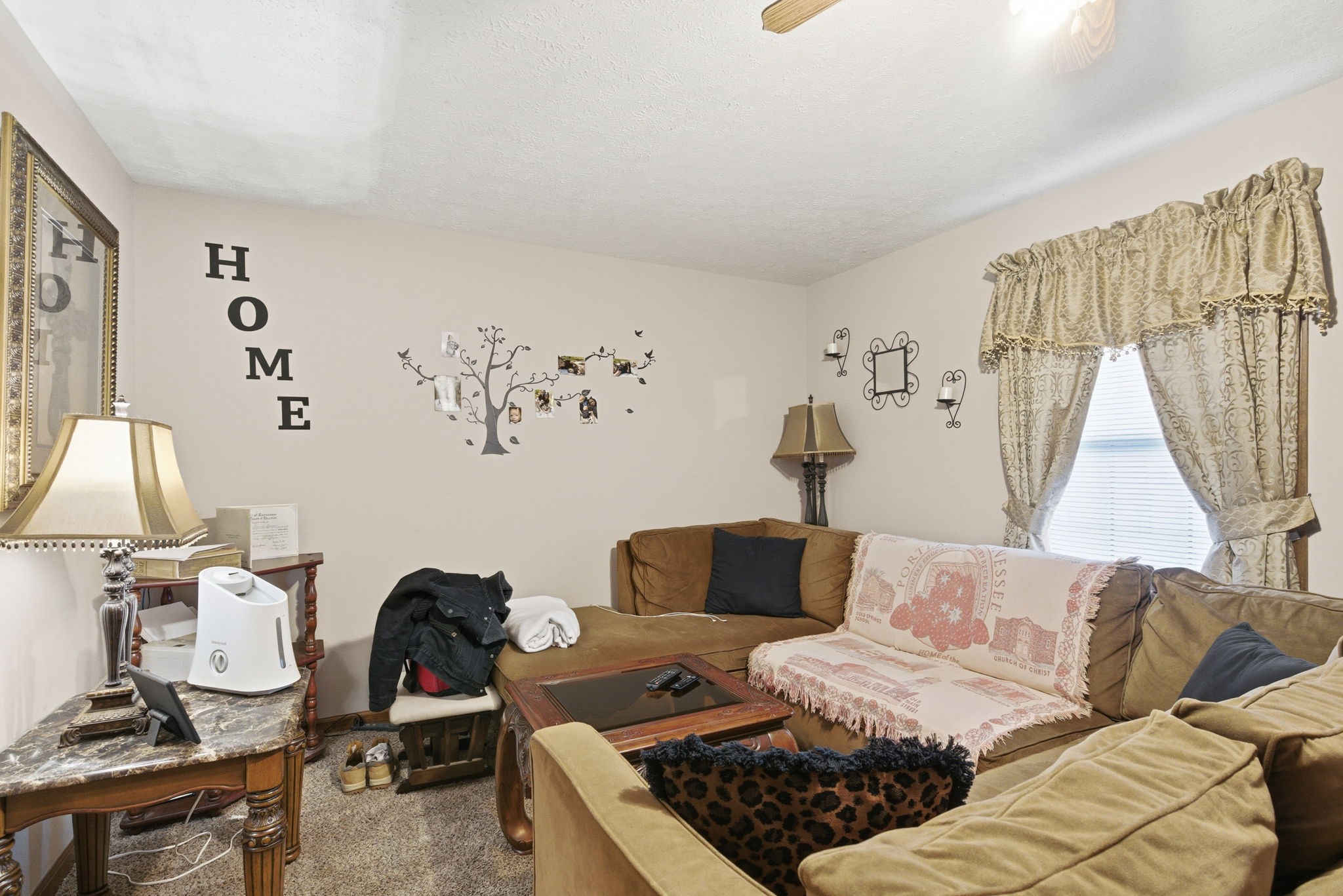 109 Gayla Court Portland, TN 37148 - Photo 32 of 48 a living room with furniture and a window