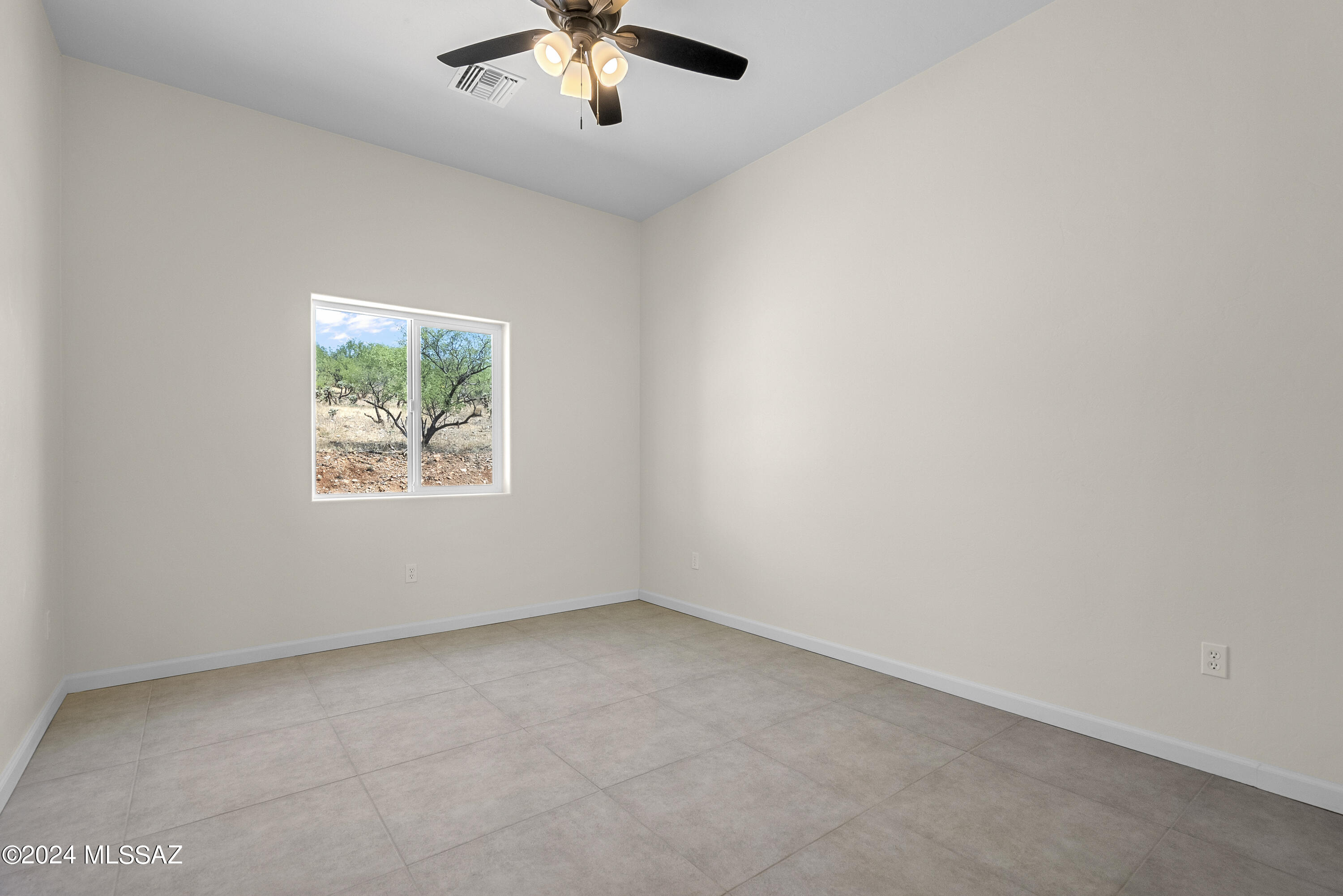 1872 Circulo Mexicali Rio Rico, AZ 85648 - Photo 15 of 27