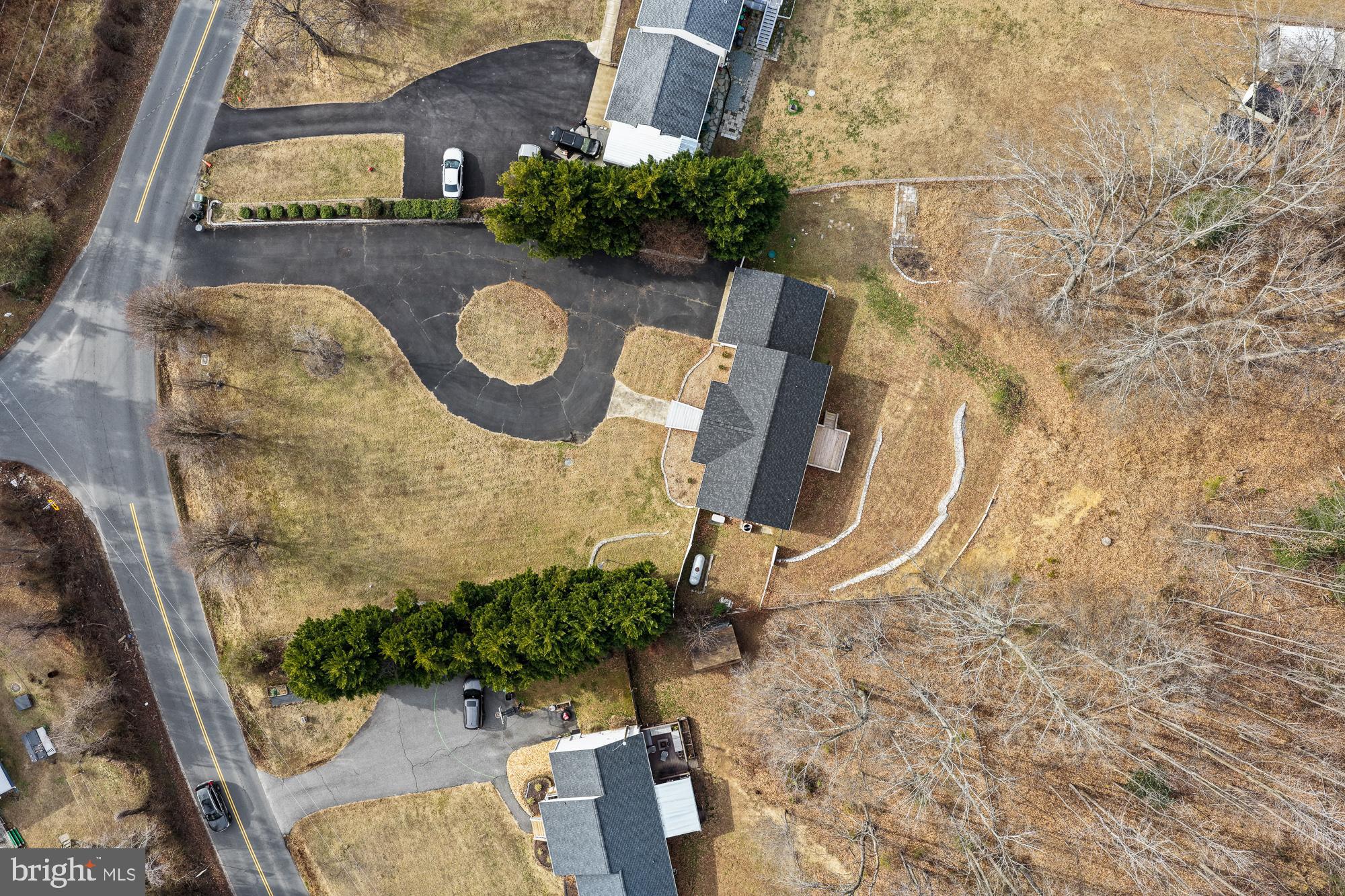 316 Decatur Road Stafford, VA 22554 - Photo 4 of 41 Spacious property with scenic surroundings.