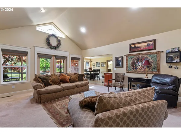 $799,000 | 915 Petry Lane, Baker City, OR 97814
