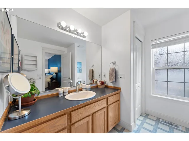 $799,000 | 915 Petry Lane, Baker City, OR 97814