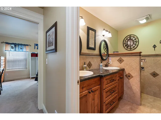 $799,000 | 915 Petry Lane, Baker City, OR 97814