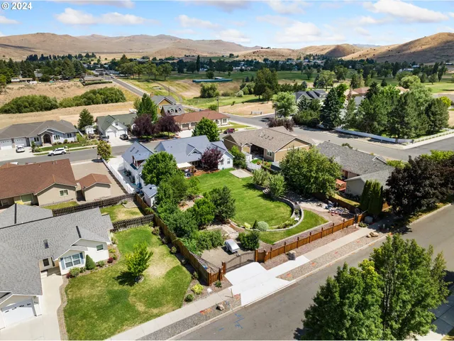 $799,000 | 915 Petry Lane, Baker City, OR 97814