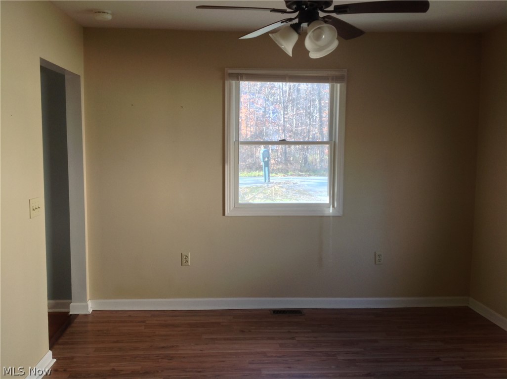 16247 Snow Road Burton, OH 44021 - Photo 11 of 19