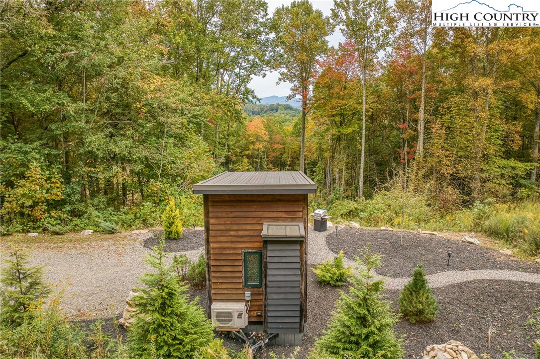 591-611 Locust Gap Road Vilas, NC 28692 - Photo 28 of 50 Gallery Image 28