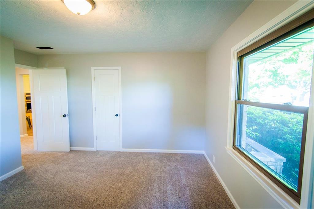 1033 South Pendleton Avenue Pendleton, IN 46064 - Photo 27 of 36