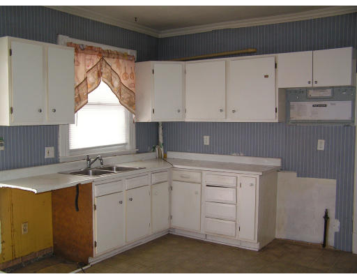 412 Main Street West Springfield, MA 01089 - Photo 3 of 6 Gallery Image 3