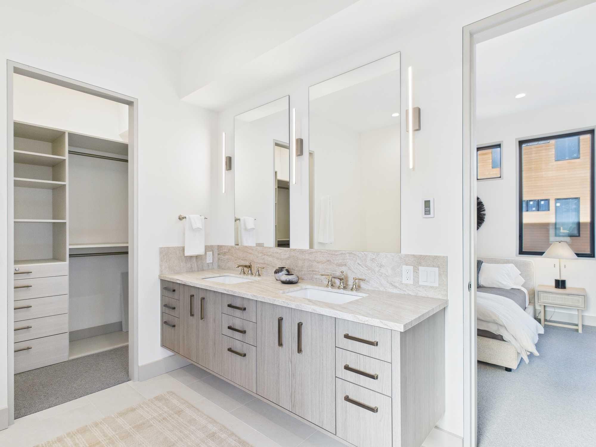 220 Bird Drive, Unit B Ketchum, ID 83340 - Photo 13 of 26 Main Floor Bedroom Ensuite Bathroom