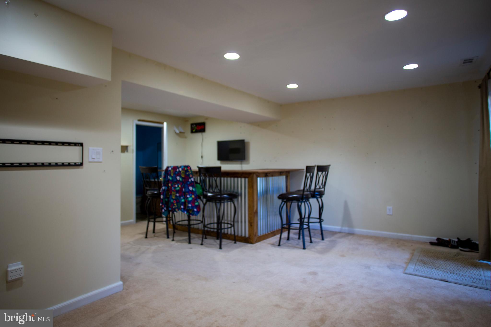 25716 Woodfield Road Damascus, MD 20872 - Photo 24 of 31 Gallery Image 24