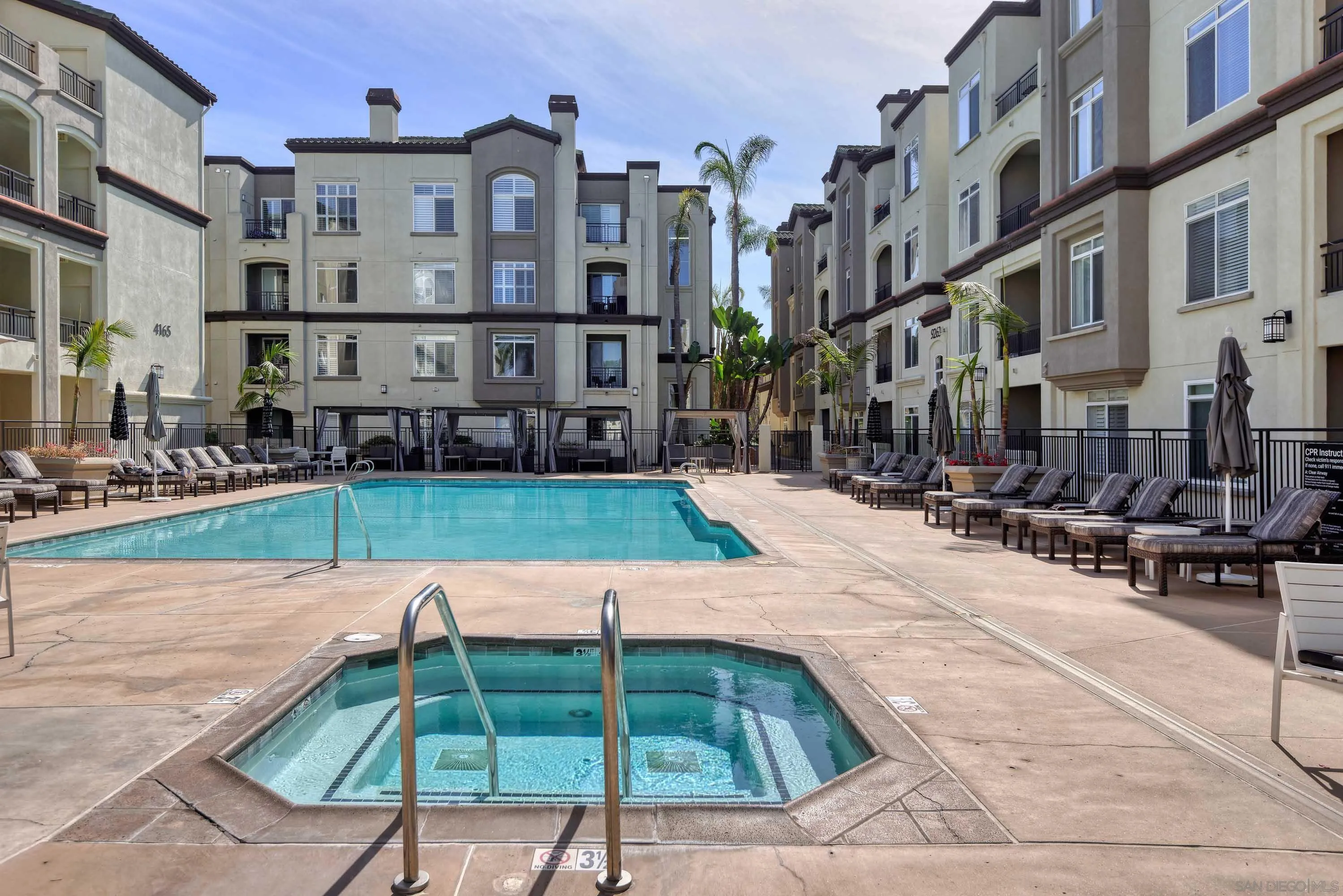 9229 Regents Road, Unit L428 La Jolla, CA 92037 - Photo 6 of 29