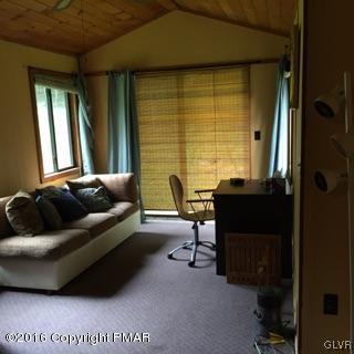 5192 Minks Pond Road Bushkill, PA 18324 - Photo 12 of 15 Gallery Image 12